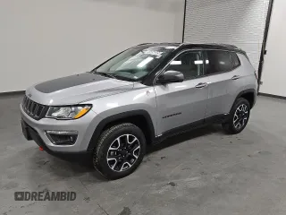2020 Jeep Compass Trailhawk with VIN 3C4NJDDB7LT163533, listed as a Copart auction lot 55056085 with 9,815 mi miles and Clean Title. Bid and sale history available at carsss.com. Image 1.