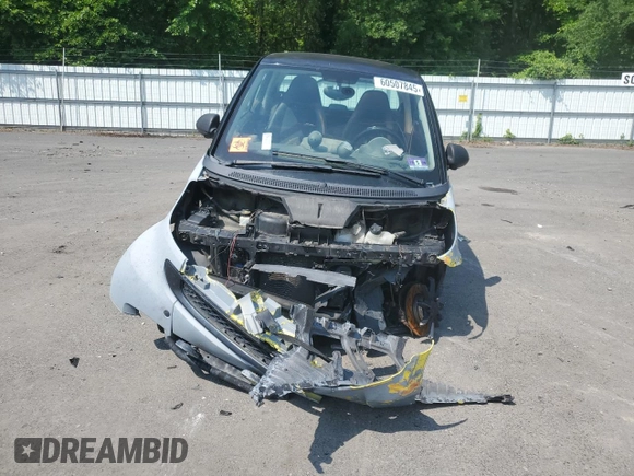 2008 Smart fortwo Pure with VIN WMEEJ31X38K134437, listed as a Copart auction lot 60507845 with Not provided miles and Salvage title. Bid and sale history available at DreamBid. Image 5.