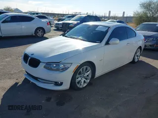 2012 BMW 3 Series 328i with VIN WBAKE5C53CJ106162, listed as a IAAI auction lot 41330065 with 160,624 mi miles and . Bid and sale history available at carsss.com. Image 18.