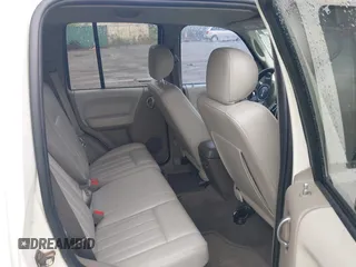 2005 Jeep Liberty Limited with VIN 1J4GL58K35W693637, listed as a IAAI auction lot 42515249 with Not provided miles and . Bid and sale history available at DreamBid. Image 8.