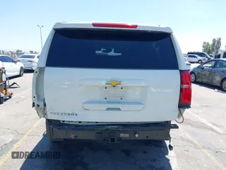 2017 Chevrolet Suburban LT z VIN 1GNSKHKC7HR325641, wystawiony jako IAAI lot #42290768 z przebiegiem 91 802 mil mil oraz . Historia ofert i sprzedaży dostępna na DreamBid. Obrazek 17.
