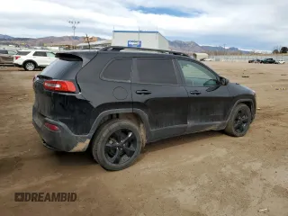 2018 Jeep Cherokee Latitude Tech Connect with VIN 1C4PJLCBXJD552982, listed as a Copart auction lot 49945225 with 157,930 mi miles and Salvage title. Bid and sale history available at DreamBid. Image 3.