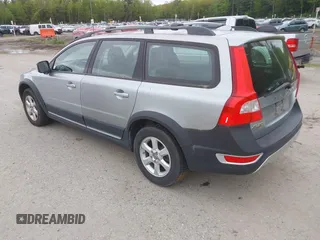 2008 Volvo XC70 z VIN YV4BZ982381032906, wystawiony jako IAAI lot #42322597 z przebiegiem 164 399 mil mil oraz . Historia ofert i sprzedaży dostępna na DreamBid. Obrazek 3.