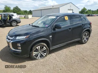 2023 Mitsubishi Outlander ES z VIN JA4ARUAU7PU006863, wystawiony jako Copart lot #64381374 z przebiegiem 13 797 mil mil oraz Szkoda całkowita • Salvage title. Historia ofert i sprzedaży dostępna na DreamBid. Obrazek 1.