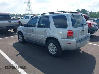 2006 Mercury Mariner Luxury with VIN 4M2YU56106KJ11501, listed as a IAAI auction lot 42634351 with 141,456 mi miles and . Bid and sale history available at DreamBid. Image 3.