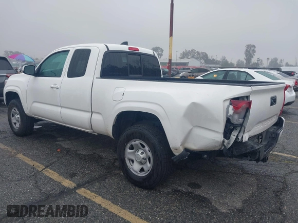 2023 Toyota Tacoma SR z VIN 3TYRZ5CN1PT037202, wystawiony jako IAAI lot #41896502 z przebiegiem 45 568 mil mil oraz . Historia ofert i sprzedaży dostępna na DreamBid. Obrazek 3.