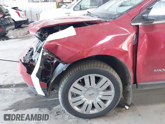 2008 Lincoln MKX with VIN 2LMDU88C78BJ09729, listed as a IAAI auction lot 41797812 with 109,161 mi miles and . Bid and sale history available at DreamBid. Image 13.