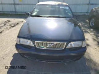 2000 Volvo C70 with VIN YV1NC56D1YJ010900, listed as a Copart auction lot 89138035 with 58,469 mi miles and Salvage Title. Bid and sale history available at carsss.com. Image 5.
