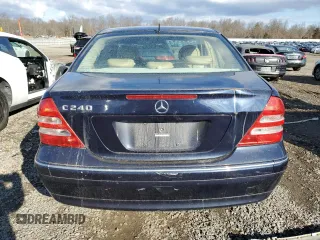 2002 Mercedes-Benz C 230/260/280/320 with VIN WDBRF61J42F262487, listed as a Copart auction lot 47354225 with 128,238 mi miles and Salvage Title. Bid and sale history available at DreamBid. Image 6.