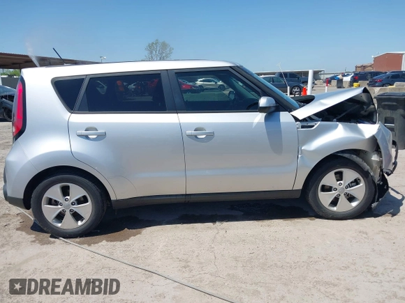 2016 Kia Soul with VIN KNDJN2A27G7844393, listed as a IAAI auction lot 41977051 with 91,380 mi miles. Bid and sale history available at carsss.com. Image 13.