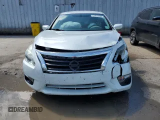 2015 Nissan Altima S with VIN 1N4AL3AP3FC205902, listed as a Copart auction lot 49206085 with 103,771 mi miles and Clean Title. Bid and sale history available at carsss.com. Image 5.