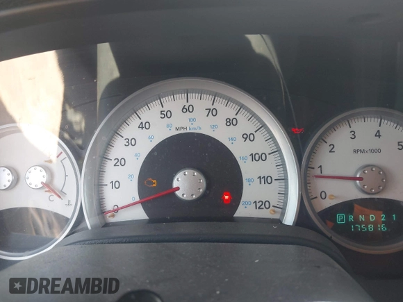 2006 Dodge Durango SLT z VIN 1D4HB48N76F175567, wystawiony jako IAAI lot #41916991 z przebiegiem 175 816 mil mil oraz . Historia ofert i sprzedaży dostępna na DreamBid. Obrazek 7.