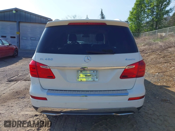 2014 Mercedes-Benz GL-Class GL 450 with VIN 4JGDF7CE5EA430524, listed as a IAAI auction lot 42020941 with 84,544 mi miles. Bid and sale history available at carsss.com. Image 16.