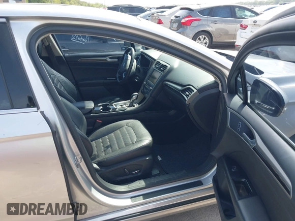 2016 Ford Fusion SE with VIN 3FA6P0HD8GR301922, listed as a IAAI auction lot 42760786 with 175,334 mi miles and . Bid and sale history available at DreamBid. Image 5.