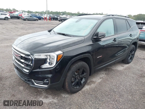2024 GMC Terrain AT4 z VIN 3GKALYEG9RL140195, wystawiony jako IAAI lot #40476349 z przebiegiem Nie podano mil oraz . Historia ofert i sprzedaży dostępna na DreamBid. Obrazek 2.
