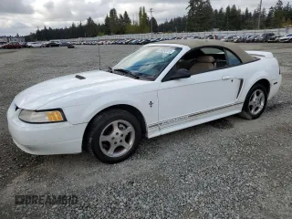 2000 Ford Mustang z VIN 1FAFP4443YF306909, wystawiony jako Copart lot #53692875 z przebiegiem 89 555 mil mil oraz Szkoda całkowita • Salvage title. Historia ofert i sprzedaży dostępna na DreamBid. Obrazek 1.
