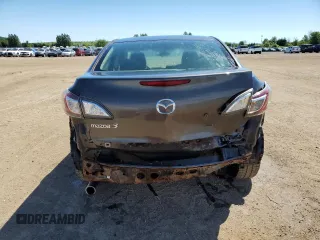 2010 Mazda 3 i Sport z VIN JM1BL1SF0A1164366, wystawiony jako Copart lot #61001434 z przebiegiem 235 386 mil mil oraz Czysty tytuł • Clean title. Historia ofert i sprzedaży dostępna na DreamBid. Obrazek 6.