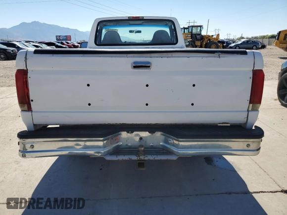 1996 Ford F-150 with VIN 1FTEF14H6TLB73809, listed as a Copart auction lot 72203584 with 227,762 mi miles and Clean Title. Bid and sale history available at carsss.com. Image 6.