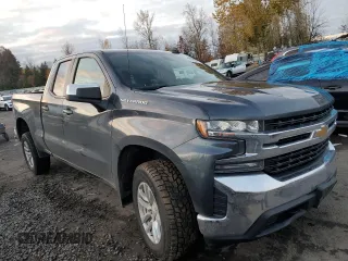 2021 Chevrolet Silverado 1500 LT with VIN 1GCRYDED4MZ249972, listed as a Copart auction lot 46192555 with 66,274 mi miles and Salvage Title. Bid and sale history available at DreamBid. Image 4.