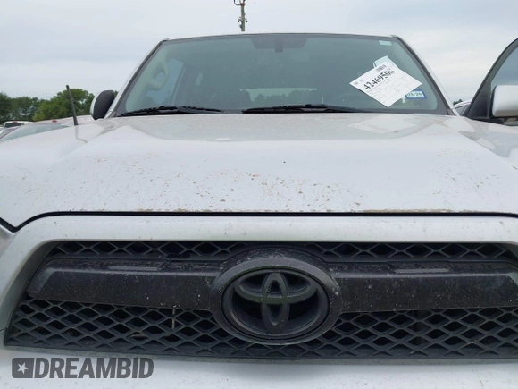 2011 Toyota 4Runner SR5 with VIN JTEZU5JRXB5016696, listed as a IAAI auction lot 42469508 with 237,543 mi miles and . Bid and sale history available at DreamBid. Image 6.