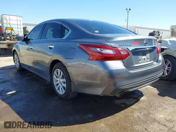 2018 Nissan Altima SR with VIN 1N4AL3AP5JC143900, listed as a IAAI auction lot 41750618 with 142,160 mi miles and . Bid and sale history available at carsss.com. Image 3.