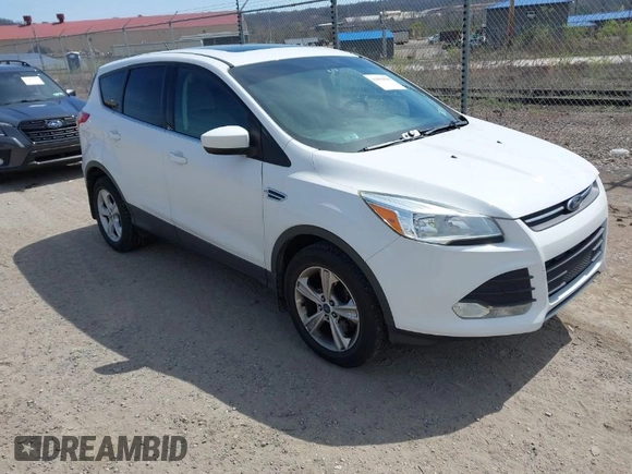 2014 Ford Escape SE with VIN 1FMCU9GXXEUC50365, listed as a IAAI auction lot 41891030 with 70,399 mi miles. Bid and sale history available at carsss.com. Image 1.