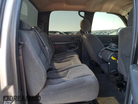 2005 Chevrolet Silverado 1500 LT with VIN 2GCEK13T951352033, listed as a Copart auction lot 50641335 with 181,868 mi miles and Salvage Title. Bid and sale history available at DreamBid. Image 10.