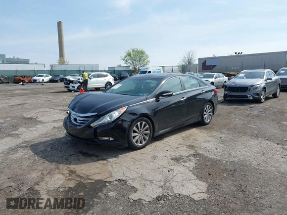 2014 Hyundai Sonata SE with VIN 5NPEC4AC7EH816873, listed as a IAAI auction lot 42026926 with 155,794 mi miles and . Bid and sale history available at DreamBid. Image 17.