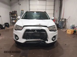 2015 Mitsubishi Outlander Sport 2.4 GT with VIN 4A4AR4AW8FE031747, listed as a IAAI auction lot 41487793 with 96,991 mi miles. Bid and sale history available at carsss.com. Image 12.