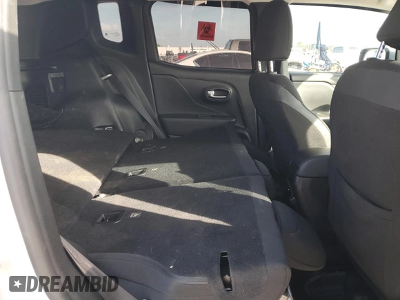 2020 Jeep Renegade Latitude with VIN ZACNJBBB6LPL67137, listed as a Copart auction lot 47638815 with 86,652 mi miles and Non Repairable. Bid and sale history available at carsss.com. Image 10.