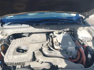 2015 Ford Fusion SE Hybrid with VIN 3FA6P0LUXFR133979, listed as a IAAI auction lot 41831288 with 143,738 mi miles. Bid and sale history available at carsss.com. Image 10.