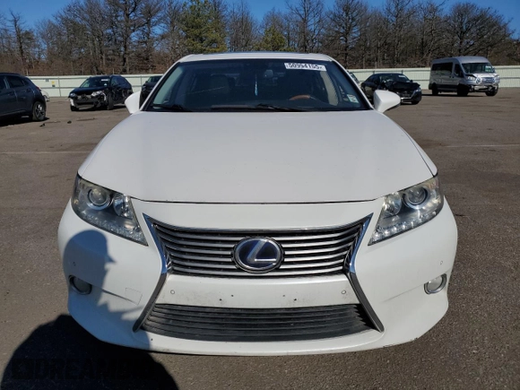 2014 Lexus ES 300h z VIN JTHBW1GG0E2054179, wystawiony jako Copart lot #50954155 z przebiegiem 226 722 mil mil oraz Szkoda całkowita • Salvage title. Historia ofert i sprzedaży dostępna na DreamBid. Obrazek 5.