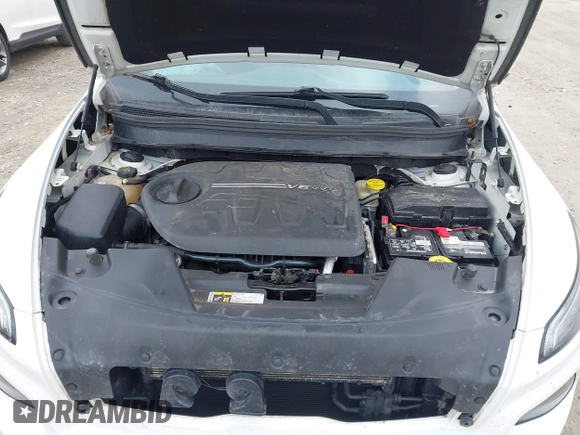 2015 Jeep Cherokee North with VIN 1C4PJMCS6FW564435, listed as a IAAI auction lot 41992440 with 166,048 mi miles. Bid and sale history available at carsss.com. Image 10.