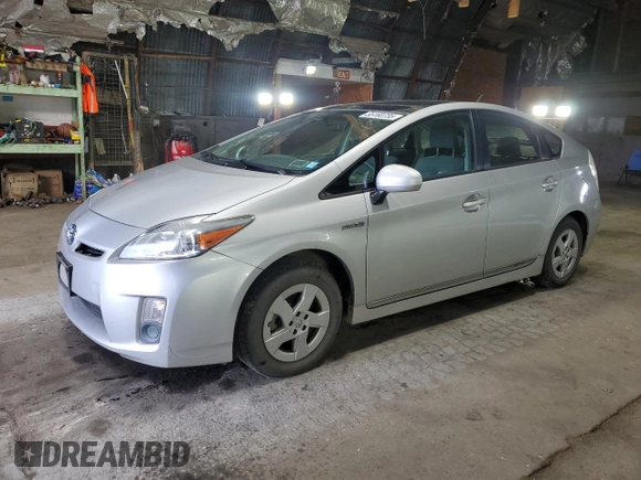 2010 Toyota Prius II with VIN JTDKN3DU6A0158501, listed as a Copart auction lot 55160735 with 136,027 mi miles and Salvage Title. Bid and sale history available at carsss.com. Image 1.