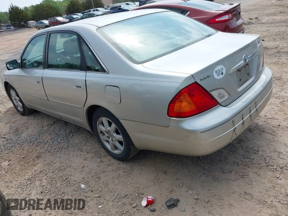 2001 Toyota Avalon XL with VIN 4T1BF28B31U130675, listed as a IAAI auction lot 42006171 with 156,261 mi miles and . Bid and sale history available at DreamBid. Image 3.