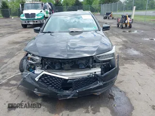 2018 Acura TLX z VIN 19UUB2F35JA009413, wystawiony jako IAAI lot #42189933 z przebiegiem 76 365 mil mil oraz . Historia ofert i sprzedaży dostępna na DreamBid. Obrazek 11.