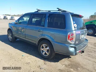 2008 Honda Pilot EX-L with VIN 5FNYF28548B018107, listed as a IAAI auction lot 41352252 with 267,224 mi miles. Bid and sale history available at carsss.com. Image 3.