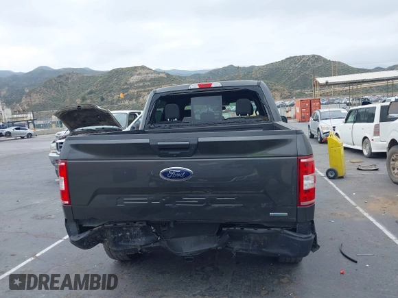 2018 Ford F-150 XL z VIN 1FTEW1CP1JKF15209, wystawiony jako IAAI lot #42048362 z przebiegiem 95 882 mil mil oraz . Historia ofert i sprzedaży dostępna na DreamBid. Obrazek 16.