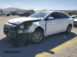 2015 Hyundai Sonata SE z VIN 5NPE24AF9FH250181, wystawiony jako Copart lot #51428235 z przebiegiem 120 251 mil mil oraz Szkoda całkowita • Salvage title. Historia ofert i sprzedaży dostępna na DreamBid. Obrazek 1.