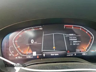 2021 BMW 5 Series 530i z VIN WBA53BH00MCF87964, wystawiony jako Copart lot #55926825 z przebiegiem 88 880 mil mil oraz Czysty tytuł • Clean title. Historia ofert i sprzedaży dostępna na DreamBid. Obrazek 9.