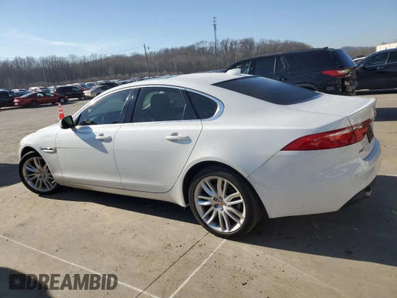 2018 Jaguar XF 30t Prestige with VIN SAJBK4GX4JCY73331, listed as a Copart auction lot 43069184 with 17,046 mi miles. Bid and sale history available at carsss.com. Image 2.