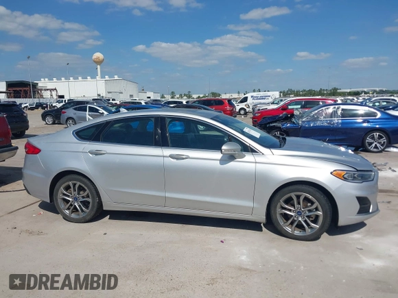 2019 Ford Fusion SEL with VIN 3FA6P0CD2KR116863, listed as a IAAI auction lot 42011256 with 72,676 mi miles. Bid and sale history available at carsss.com. Image 13.