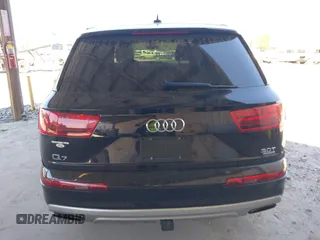 2017 Audi Q7 Prestige z VIN WA1VAAF77HD031953, wystawiony jako IAAI lot #41861647 z przebiegiem 71 335 mil mil oraz . Historia ofert i sprzedaży dostępna na DreamBid. Obrazek 16.