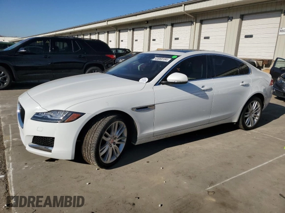 2018 Jaguar XF 30t Prestige with VIN SAJBK4GX4JCY73331, listed as a Copart auction lot 43069184 with 17,046 mi miles. Bid and sale history available at carsss.com. Image 1.
