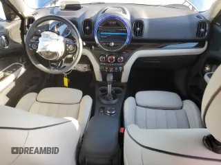 2019 MINI Countryman Cooper S with VIN WMZYT5C50K3J87689, listed as a Copart auction lot 53186975 with 32,688 mi miles and Salvage Title. Bid and sale history available at carsss.com. Image 8.
