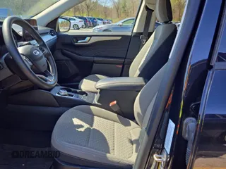 2021 Ford Escape SE z VIN 1FMCU9G68MUA90881, wystawiony jako IAAI lot #42334244 z przebiegiem 84 079 mil mil oraz . Historia ofert i sprzedaży dostępna na DreamBid. Obrazek 1.