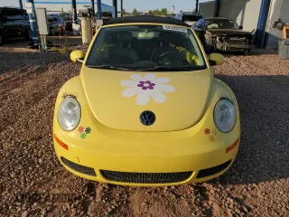 2007 Volkswagen Beetle with VIN 3VWRF31Y87M413641, listed as a Copart auction lot 60330275 with 69,562 mi miles and Salvage title. Bid and sale history available at DreamBid. Image 5.
