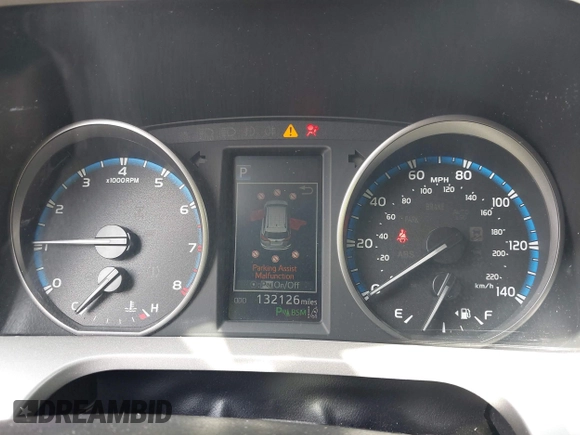 2018 Toyota RAV4 XLE z VIN 2T3WFREV4JW495379, wystawiony jako IAAI lot #42406849 z przebiegiem 132 126 mil mil oraz . Historia ofert i sprzedaży dostępna na DreamBid. Obrazek 7.