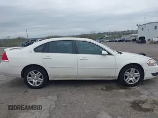 2008 Chevrolet Impala LT with VIN 2G1WC583689223425, listed as a IAAI auction lot 42079555 with 118,569 mi miles and . Bid and sale history available at DreamBid. Image 12.