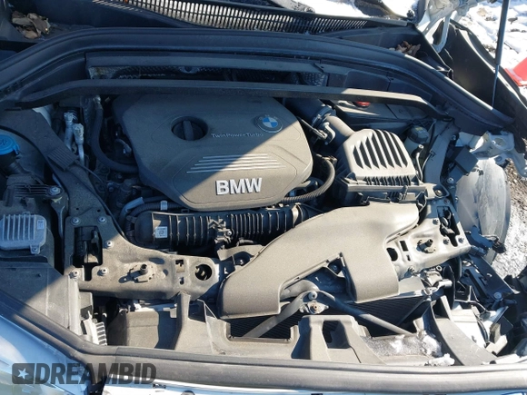 2017 BMW X1 xDrive28i with VIN WBXHT3Z36H4A52364, listed as a IAAI auction lot 41397667 with 61,960 mi miles. Bid and sale history available at carsss.com. Image 10.